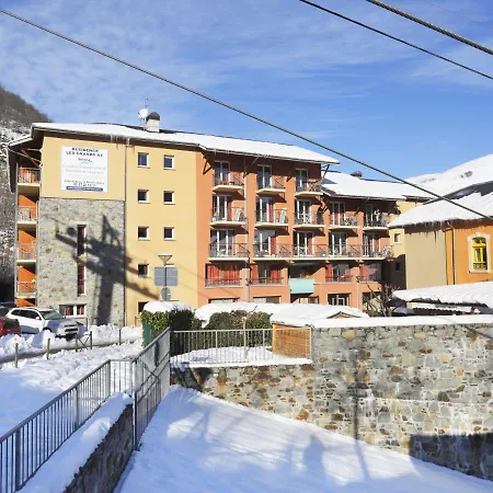 Apartment Les Grands Ax-2 *