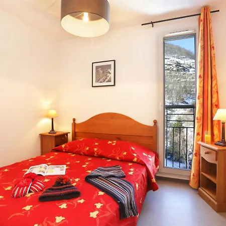 Apartment Les Grands Ax-2
